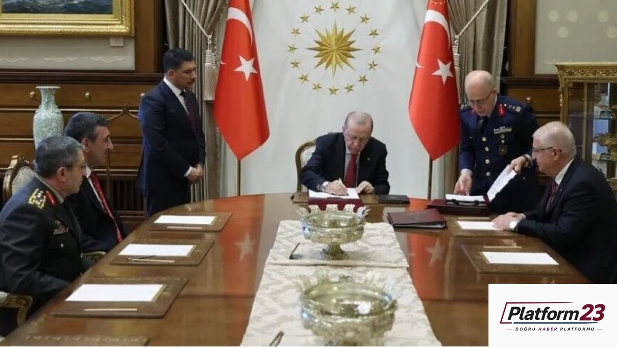 Yüksek Askeri Şura (YAŞ) kararları açıklandı